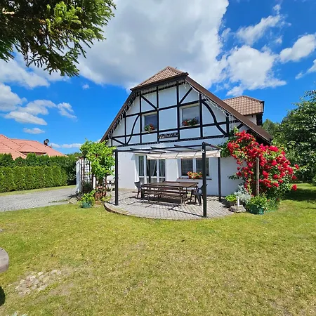 Paula Дом отдыха Плюски